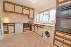 Picture #7 of Property #1887516831 in Hamworthy BH15 4PH