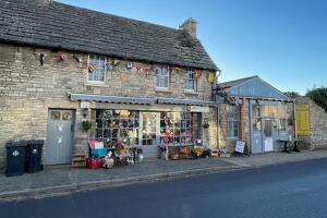 Picture #0 of Property #1887901131 in High Street, Swanage BH19 2NH