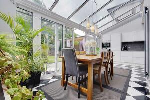 Picture #9 of Property #1889383731 in Maclaren Road, Bournemouth BH9 2XA