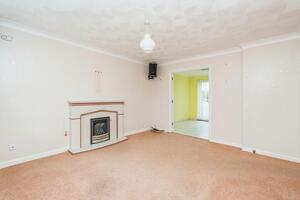 Picture #13 of Property #1890457641 in Drake Close, Marchwood, Southampton SO40 4XB