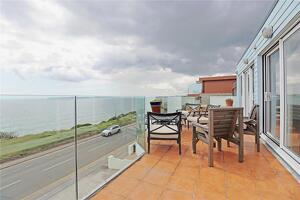 Picture #21 of Property #1891056531 in Southbourne Overcliff Drive, Bournemouth BH6 3NL