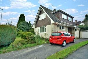 Picture #1 of Property #1892060541 in Yew Tree Close, Wimborne BH21 1LL