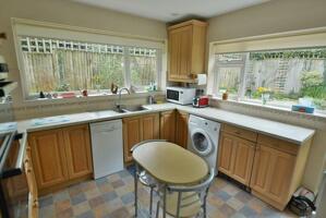 Picture #7 of Property #1892060541 in Yew Tree Close, Wimborne BH21 1LL