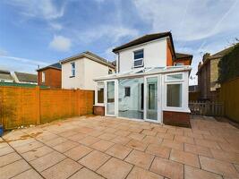 Picture #17 of Property #189240868 in Cranleigh Road, Southbourne, Bournemouth BH6 5JQ