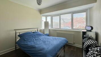 Picture #6 of Property #1898070741 in Mill Lane, Whitecliff, Poole BH14 8RJ