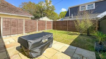 Picture #8 of Property #1898070741 in Mill Lane, Whitecliff, Poole BH14 8RJ