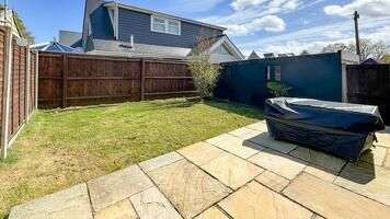 Picture #9 of Property #1898070741 in Mill Lane, Whitecliff, Poole BH14 8RJ