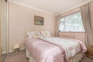 Picture #10 of Property #1898811741 in Links Drive, Christchurch BH23 2RE