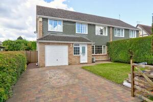 Picture #0 of Property #1900312431 in Old Lyndhurst Road, Cadnam SO40 2NL