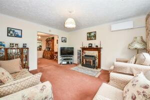 Picture #2 of Property #1900312431 in Old Lyndhurst Road, Cadnam SO40 2NL