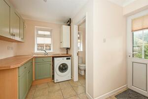 Picture #6 of Property #1900312431 in Old Lyndhurst Road, Cadnam SO40 2NL