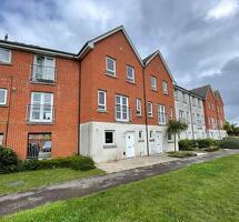 Picture #0 of Property #1900664931 in Newfoundland Drive, Baiter Park, Poole BH15 1YE