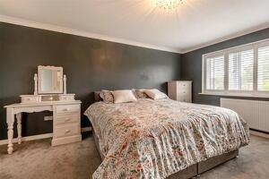Picture #16 of Property #1901355741 in Magdalen Lane, Christchurch BH23 1PH