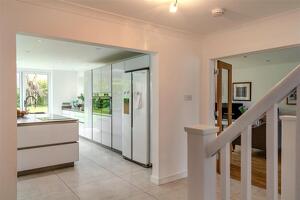 Picture #4 of Property #1901355741 in Magdalen Lane, Christchurch BH23 1PH