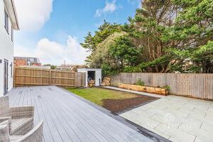 Picture #16 of Property #1901701641 in Southbourne Overcliff Drive, Bournemouth BH6 3NW