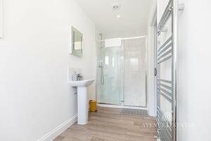 Picture #62 of Property #1901701641 in Southbourne Overcliff Drive, Bournemouth BH6 3NW