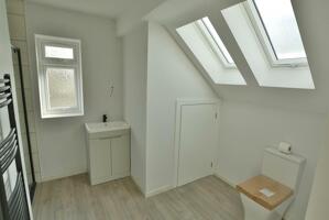 Picture #13 of Property #1904642541 in Middlehill Road, Colehill BH21 2HG