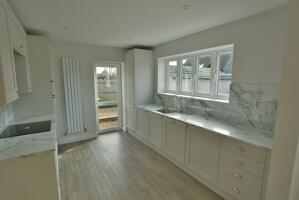 Picture #2 of Property #1904642541 in Middlehill Road, Colehill BH21 2HG