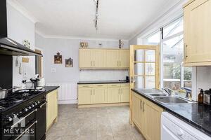 Picture #7 of Property #1905348441 in Avoncliffe Road, Southbourne BH6 3NR