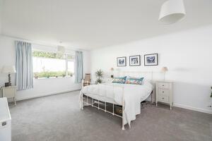 Picture #9 of Property #1905921741 in Ravine Road, Canford Cliffs, Poole BH13 7HT