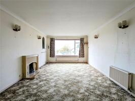Picture #4 of Property #1906549641 in Springfield Crescent, Lower Parkstone BH14 0LL