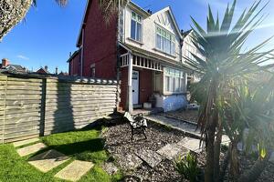Picture #18 of Property #1907033541 in Cecil Road, Swanage BH19 1JJ