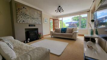 Picture #1 of Property #1908915141 in Park Homer Drive, Colehill, Wimborne BH21 2SR