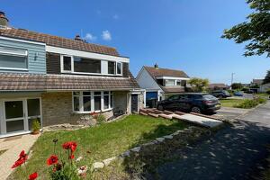 Picture #0 of Property #1913995341 in Swanage BH19 2SN