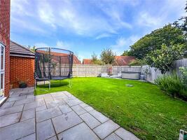 Picture #7 of Property #1915011141 in Marryat Way, Bransgore, Christchurch BH23 8FG