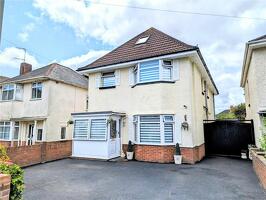 Picture #3 of Property #1916054631 in Milestone Road, Poole BH15 3DS