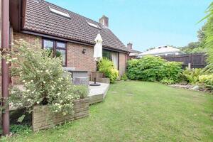 Picture #14 of Property #1916910741 in Bolhinton Avenue, Pooks Green, Southampton SO40 4WN