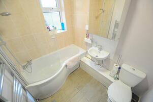 Picture #8 of Property #1919196441 in Foxcroft Drive, Wimborne BH21 2JY