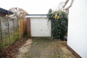 Picture #10 of Property #1920305241 in Brook Lane, Neacroft, Christchurch BH23 8JR
