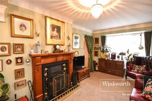 Picture #3 of Property #1920947541 in Elmsway, Bournemouth BH6 3HU