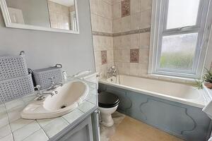 Picture #13 of Property #1923644541 in Moordown BH9 3DF
