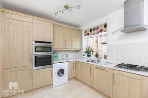Picture #9 of Property #1936281141 in Rufford Gardens, Southbourne BH6 3HX