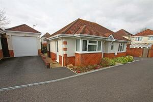 Picture #0 of Property #1938640641 in Linden Road, Bournemouth BH9 2XH