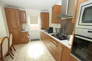 Picture #2 of Property #1938640641 in Linden Road, Bournemouth BH9 2XH