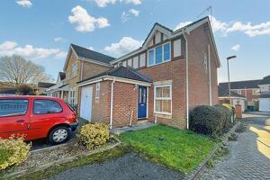Picture #0 of Property #1940086341 in Verwood BH31 6HE