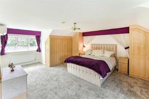 Picture #16 of Property #1946143731 in Tatchbury Lane, Winsor SO40 2GZ