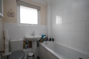 Picture #4 of Property #1947270741 in The Mount, Ringwood BH24 1XY