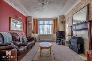 Picture #1 of Property #1948069341 in Redbreast Road North, Moordown BH9 3JF