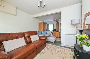 Picture #2 of Property #1949839641 in Compton Road, Totton SO40 3AS