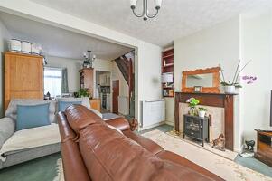 Picture #3 of Property #1949839641 in Compton Road, Totton SO40 3AS