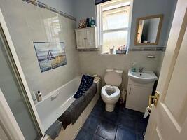 Picture #9 of Property #195388168 in West of town centre BH19 2RG