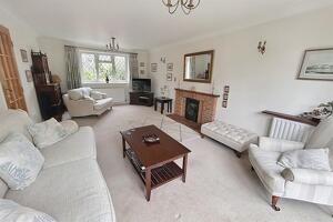 Picture #3 of Property #1954928541 in Sturminster Marshall BH21 4BP