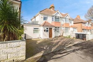 Picture #0 of Property #1955855541 in Claremont Avenue, Bournemouth BH9 3EZ