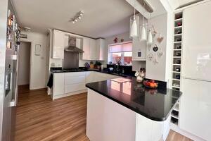 Picture #6 of Property #1957097541 in Holmhurst Avenue, Highcliffe. BH23 5PG