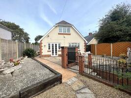 Picture #16 of Property #1957544931 in Stanley Green Road, Oakdale , Poole BH15 3AE
