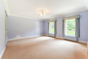 Picture #16 of Property #1958511831 in Stoney Cross, Lyndhurst SO43 7GP